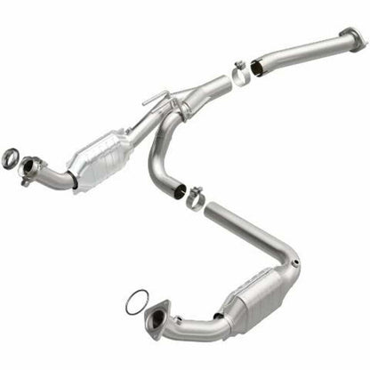 2003-2005 GMC Savana 2500 Catalytic Converter 24081 Magnaflow - Catalytic Converters Car Part People