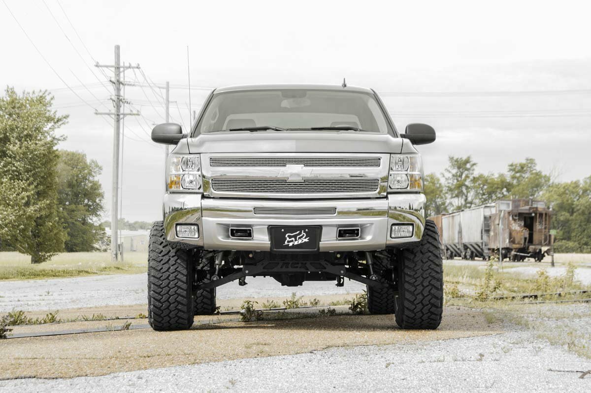 Fits Chevy/GMC 1500 4WD (07-13) 7.5 Inch Lift Kit; N3 Struts; 26431