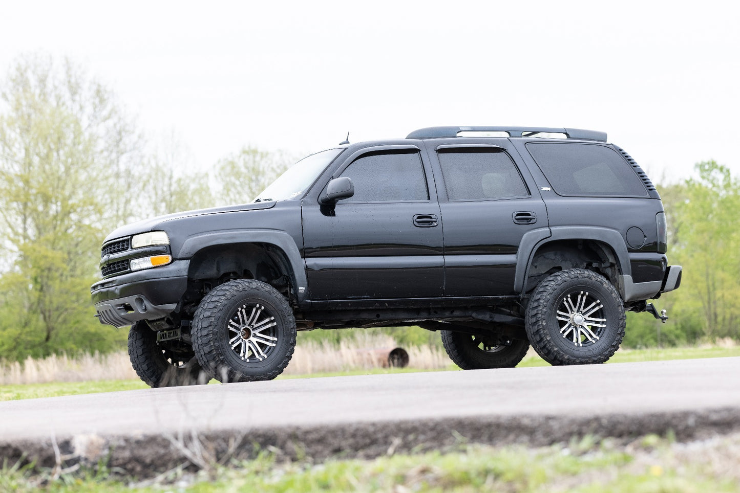 Fits Chevy/GMC Tahoe/Yukon 2WD/4WD (2000-2006) 6 Inch Lift Kit; NTD; M1; 28040