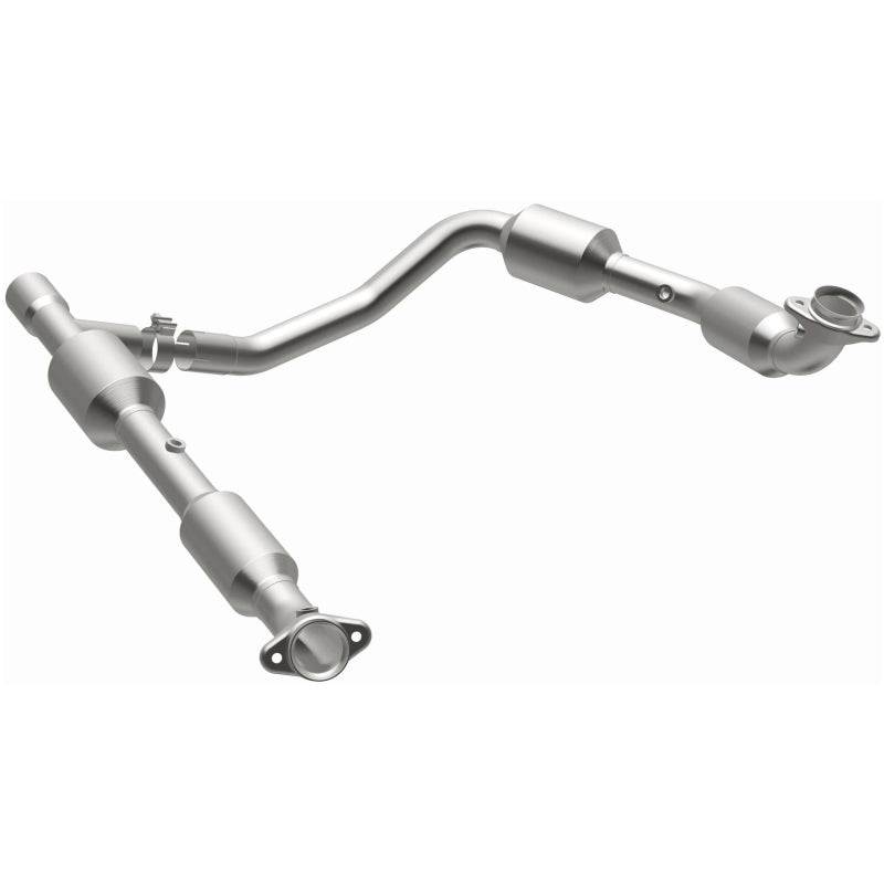 2005-2008 Ford E-350 Super Duty Direct-Fit Catalytic Converter 5582439 Magnaflow - Catalytic Converters Car Part People