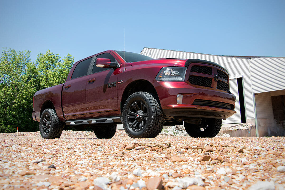 Fits Ram 1500 4WD (2012-2018 & Classic) 3 Inch Lift Kit; M1 Struts/M1; 31240