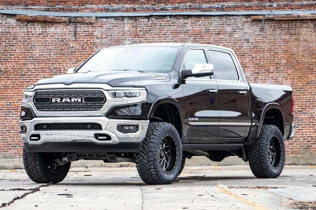 Fits Ram 1500 4WD (2019-2024) 5 Inch Lift Kit; Air Ride; 33830A