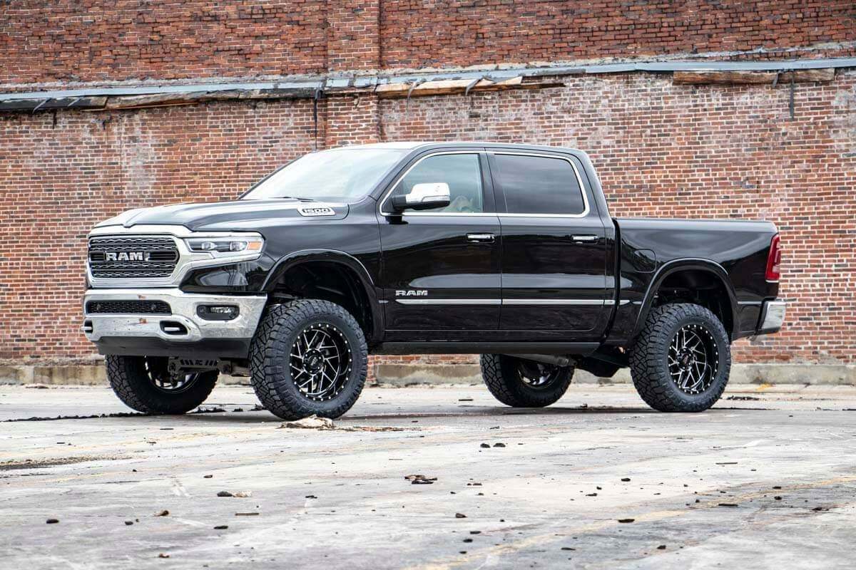 Fits Ram 1500 4WD (2019-2024) 5 Inch Lift Kit; Air Ride; 33830A