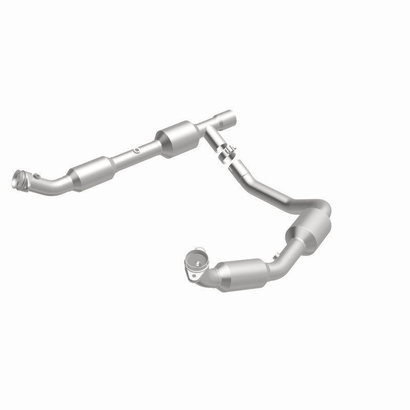 2005-2008 Ford E-350 Super Duty Direct-Fit Catalytic Converter 5582439 Magnaflow - Catalytic Converters Car Part People
