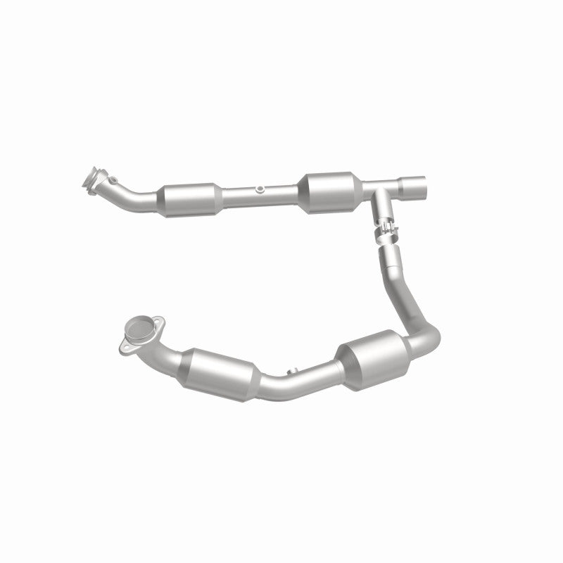 2005-2008 Ford E-350 Super Duty Direct-Fit Catalytic Converter 5582439 Magnaflow - Catalytic Converters Car Part People
