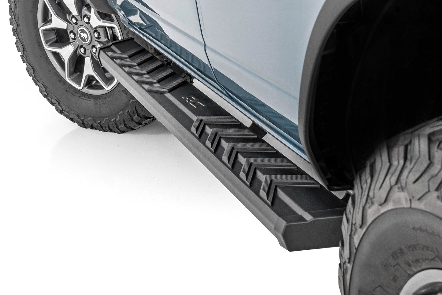 Fits Ford Bronco 4WD (2021-24) BA2 Running Boards; Side Step Bars; 4-Door; 41007