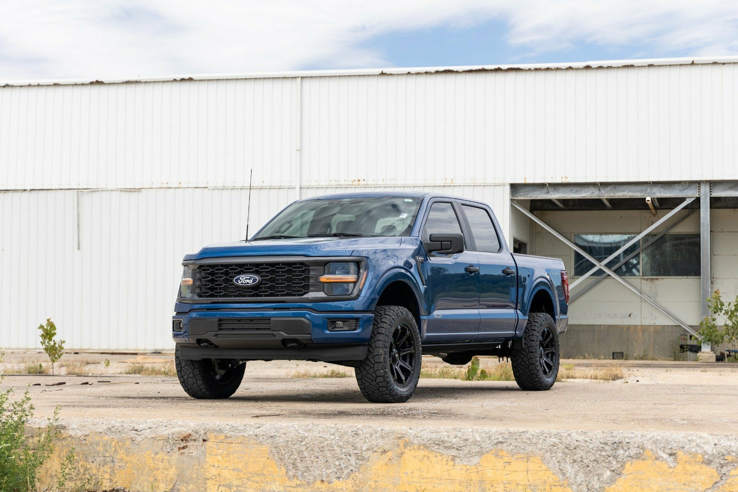Fits Ford F-150 4WD (2021-2024) 3 Inch Lift Kit; Forged UCA; M1/M1; 41440