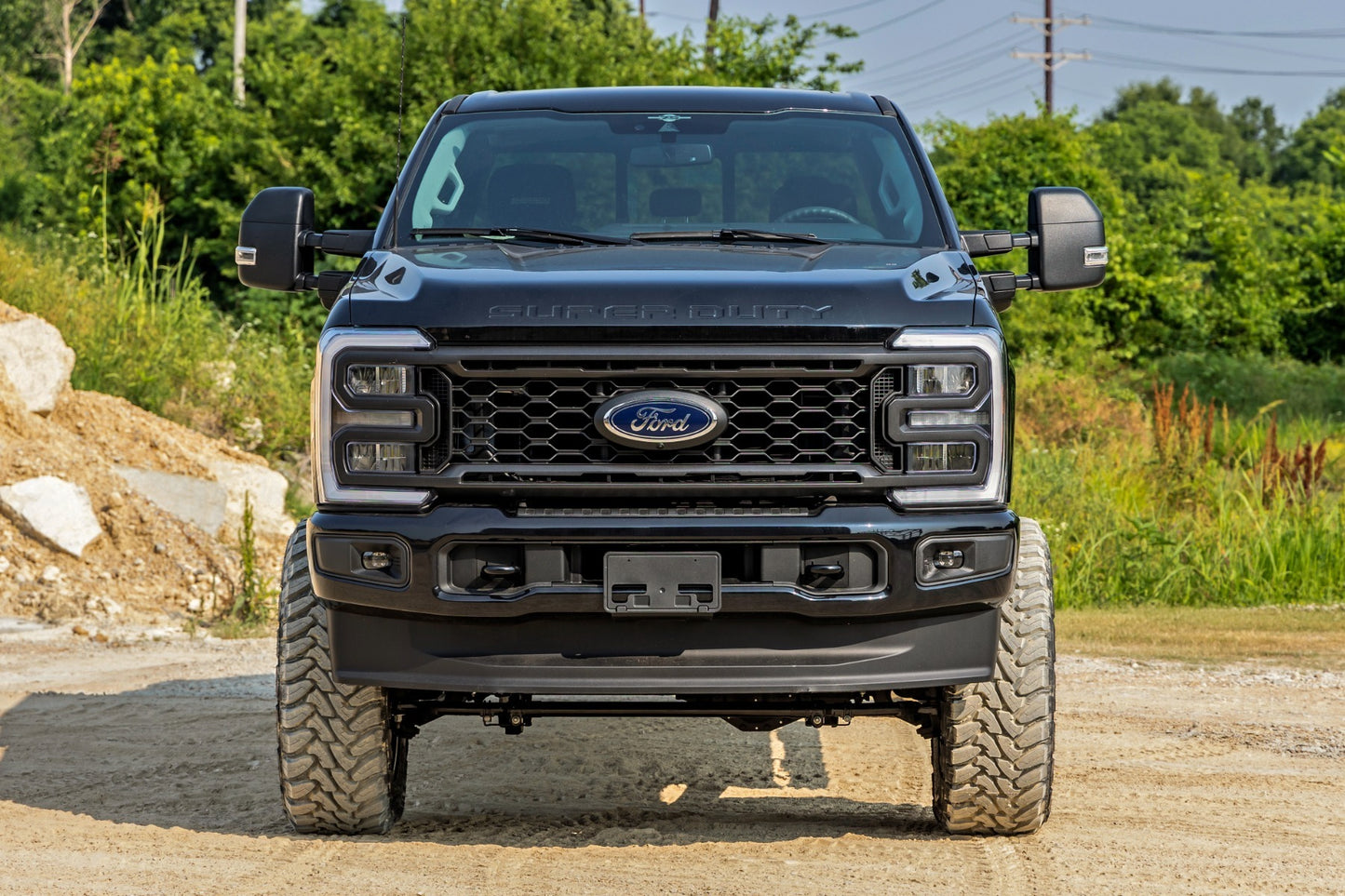 Fits Ford F-250/F-350 SD 4WD (2023-2024) 6" Lift Kit; Gas; No OVLD; 41930