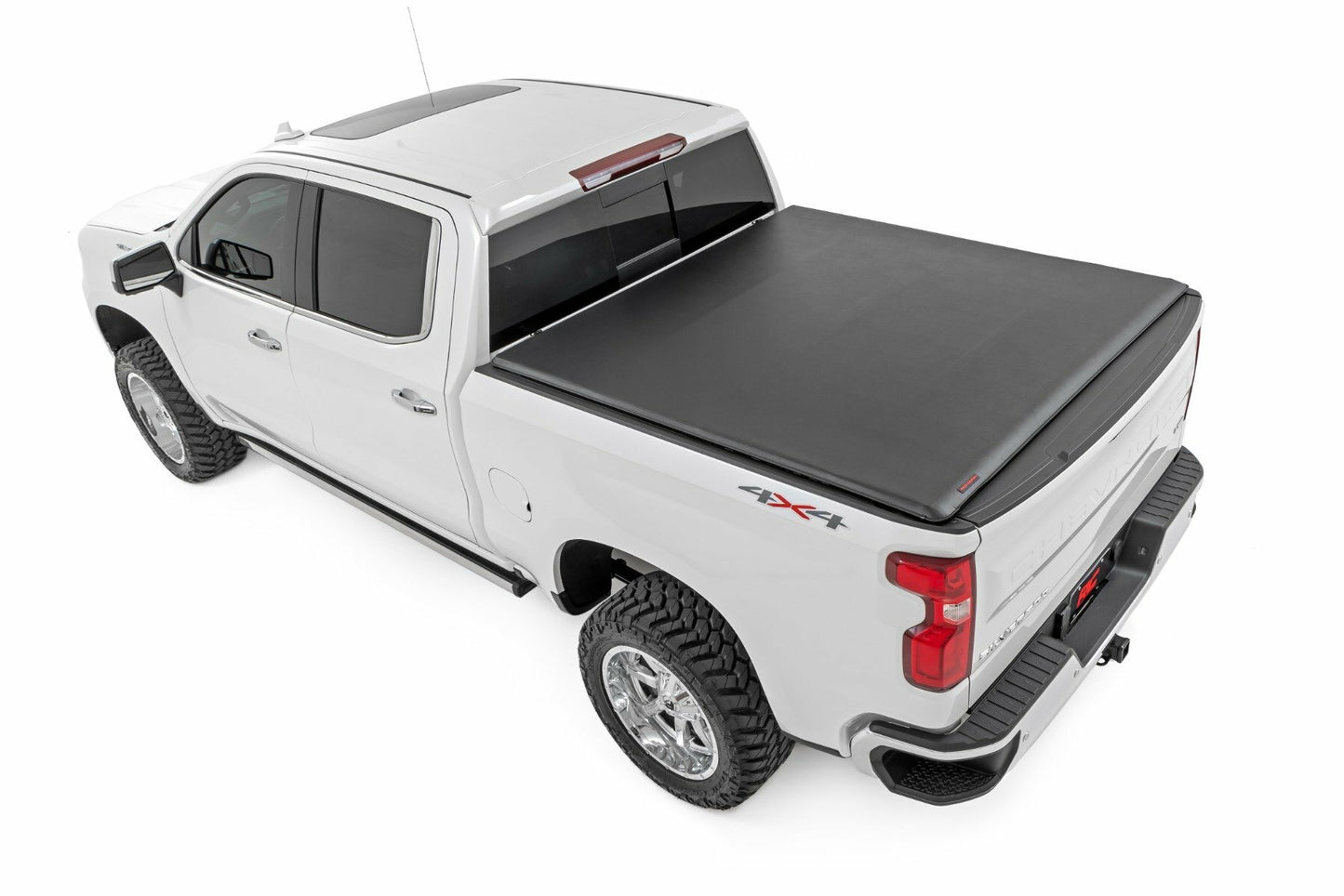 Fits Chevy/GMC 1500 (19-24) Soft Roll Up Bed Cover; 5'10" Bed; 42120580