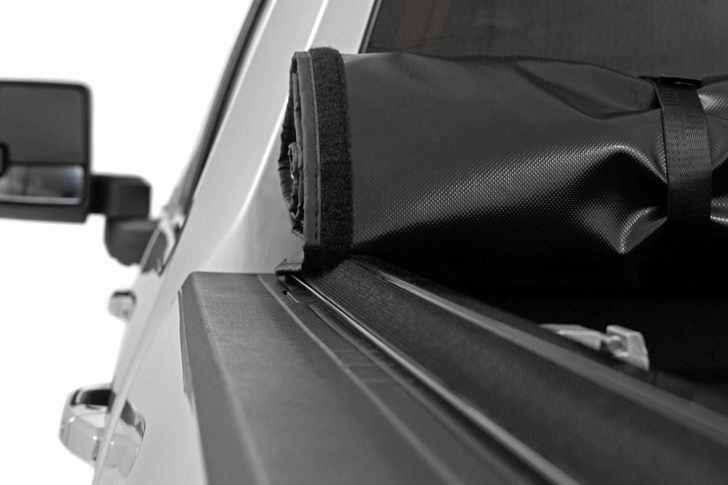 Fits Chevy/GMC 2500HD/3500HD (20-24) Soft Roll Up Bed Cover; 6'9" Bed; 42120690