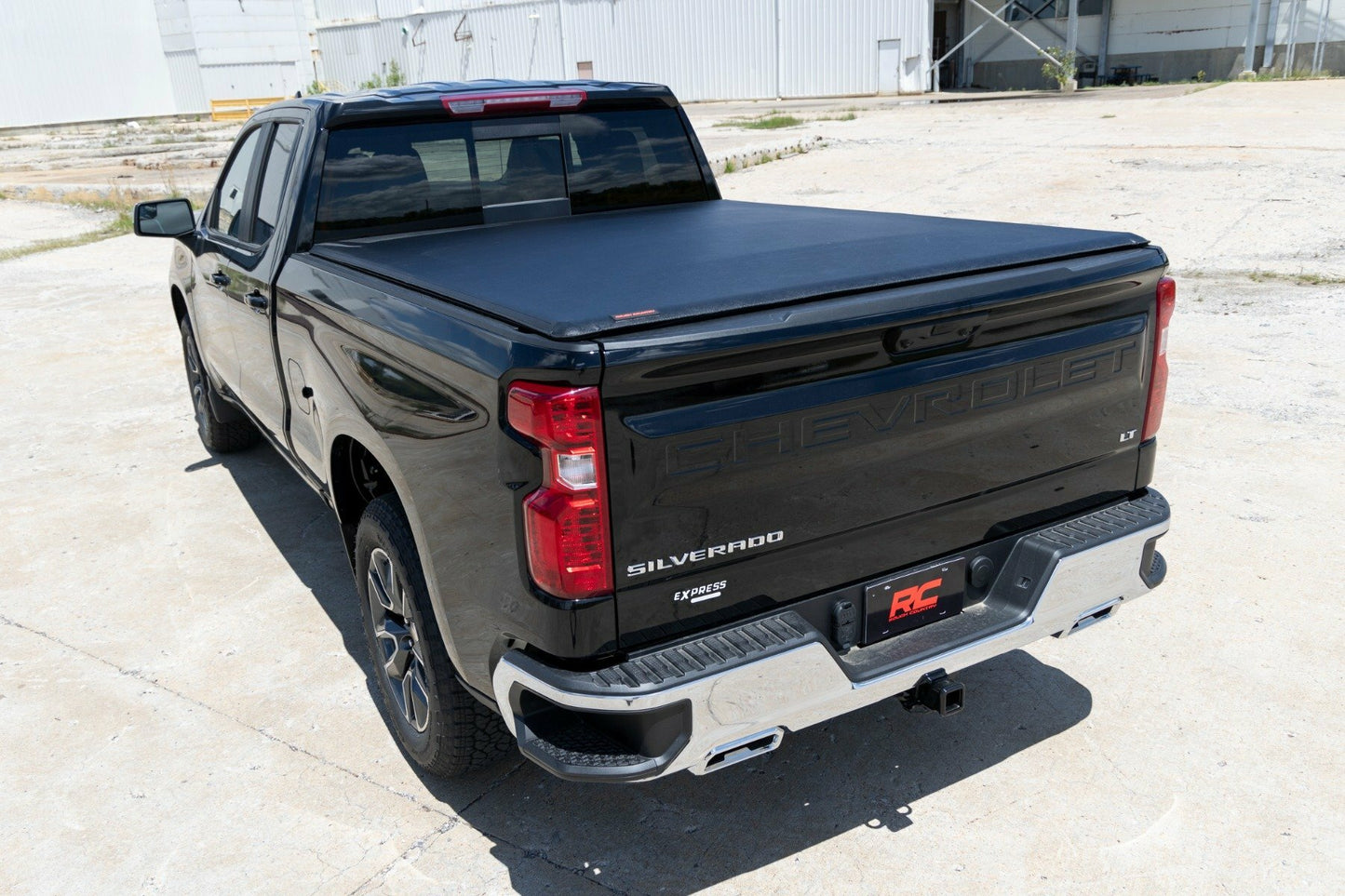 Fits Chevy/GMC 1500 (19-24) Soft Roll Up Bed Cover; 6'7" Bed; 42308650
