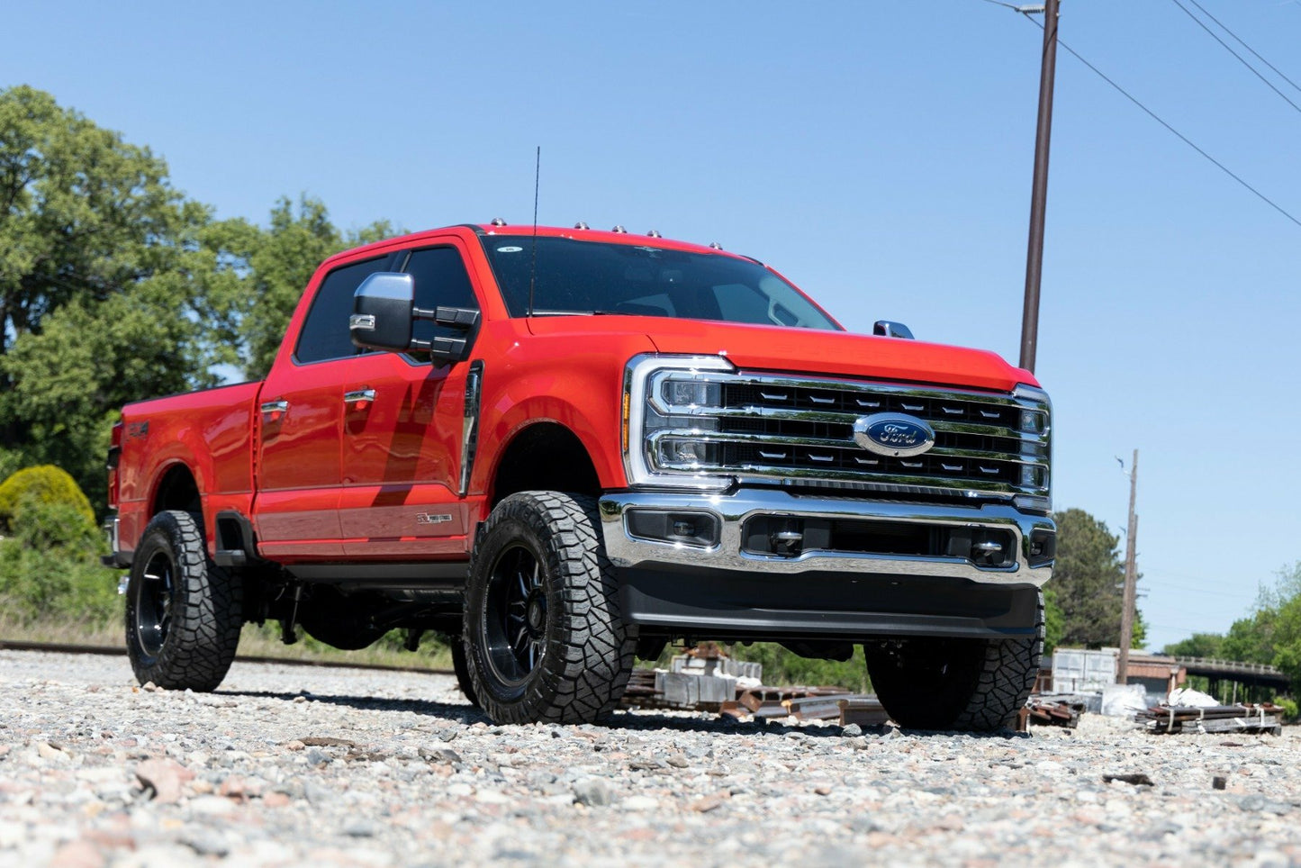 Fits Ford F-250 SD 4WD (23-24) 3" Coilover Conversion Lift Kit; Gas; 43658