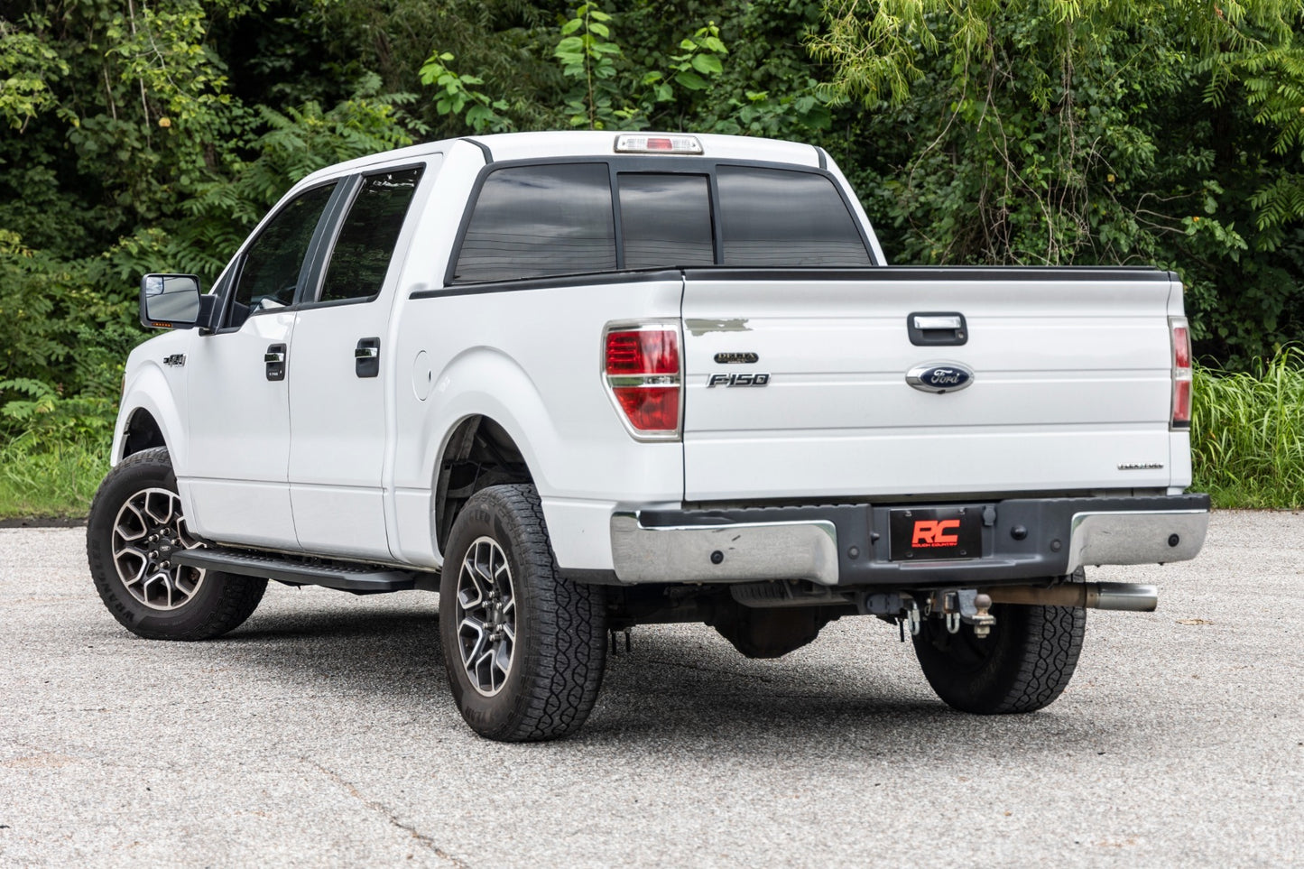 Fits Ford F-150 2WD/4WD (2009-2014) RPT2 Running Board; Crew Cab; Black; 44010