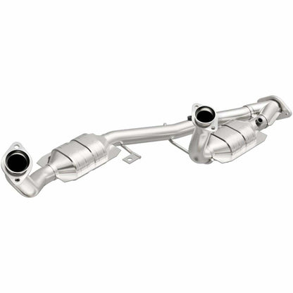 1995-1996 Ford Windstar 3.0L Direct-Fit Catalytic Converter 4451381 Magnaflow - Catalytic Converters Car Part People