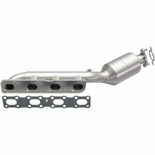 2004-2006 Nissan Titan 5.6L Direct-Fit Catalytic Converter 4451501 Magnaflow - Catalytic Converters Car Part People