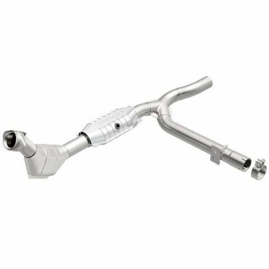 99-00 Ford F-150 4.6L Direct-Fit Catalytic Converter 447136 Magnaflow - Catalytic Converters Car Part People