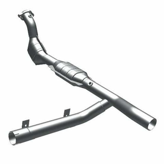 97 Ford Expedition 4.6L Direct-Fit Catalytic Converter 447150 Magnaflow - Catalytic Converters Car Part People