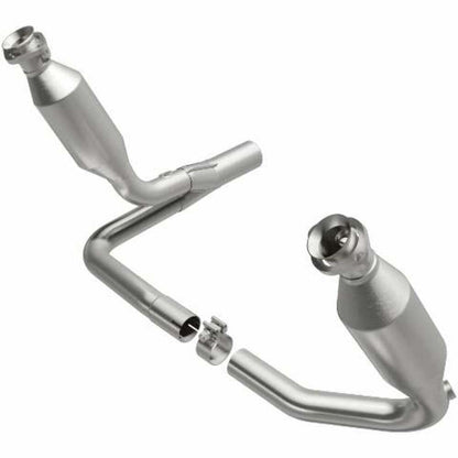 2004 Dodge Dakota 3.7L Direct-Fit Catalytic Converter 4551027 Magnaflow - Catalytic Converters Car Part People