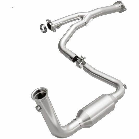 2004 Jeep Liberty 3.7L Direct-Fit Catalytic Converter 4551582 Magnaflow - Catalytic Converters Car Part People