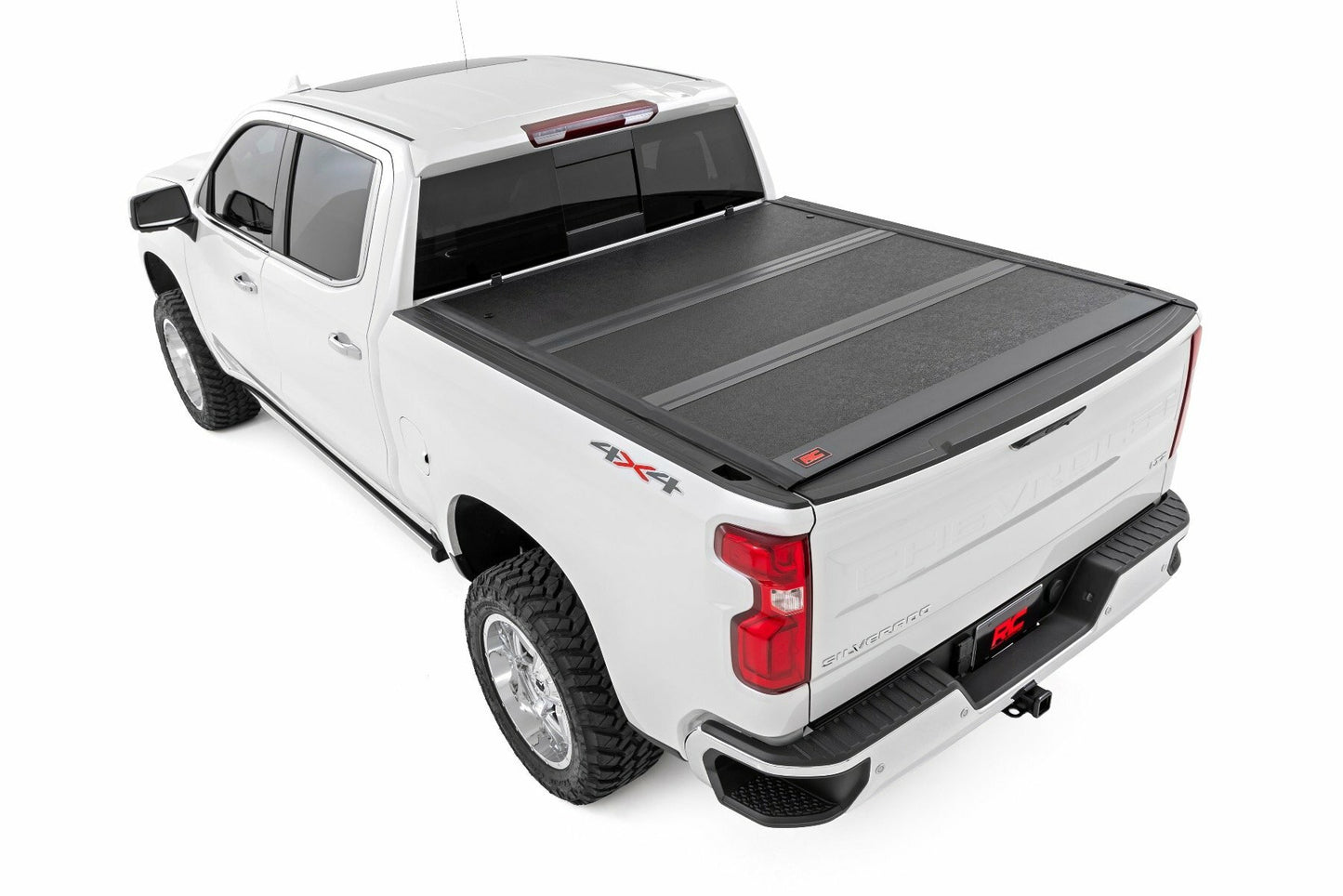Fits Chevy 1500 (14-19 &Classic) Hard Low Profile Bed Cover 5'9" Bed 47119551B