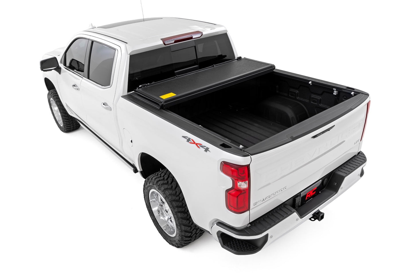 Fits Chevy/GMC 1500 (19-24) Hard Low Profile Bed Cover; 5'10" Bed; 47120580B