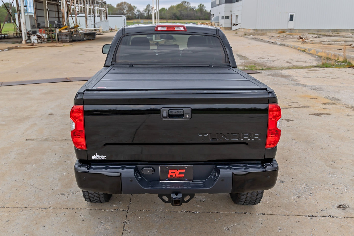 Fits Toyota Tundra (2007-2021) Hard Low Profile Bed Cover 5'7" Bed 47414550B