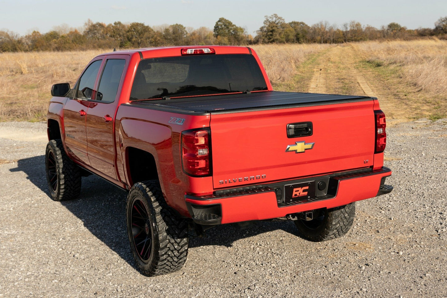 Fits Chevy 1500 (14-19) Hard Tri-Fold Flip Up Bed Cover 6'7" Bed 49119651