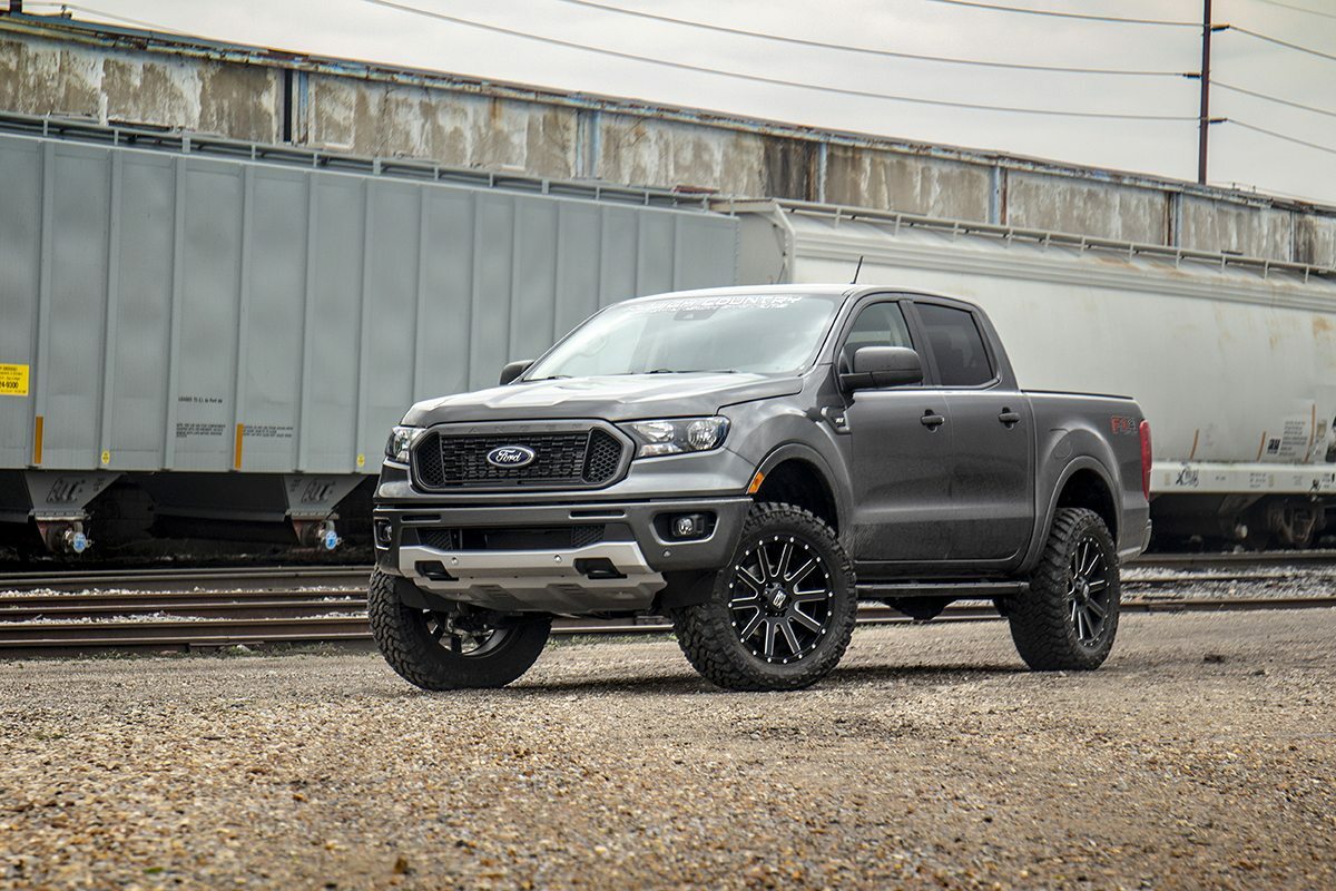 Fits Ford Ranger 2WD/4WD (2019-2024) 2.5 Inch Leveling Kit; 50100