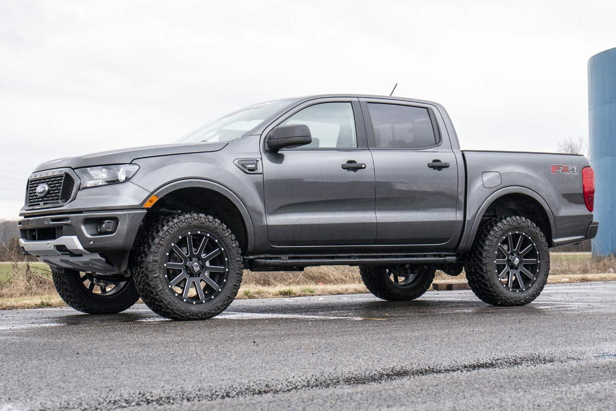 Fits Ford Ranger 2WD/4WD (2019-2024) 2.5 Inch Leveling Kit; 50100
