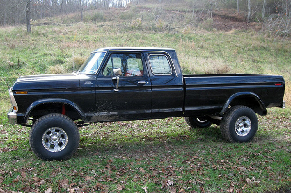 Fits Ford F-250 4WD (1977-1979) 4 Inch Lift Kit; Rear Springs; 505.2