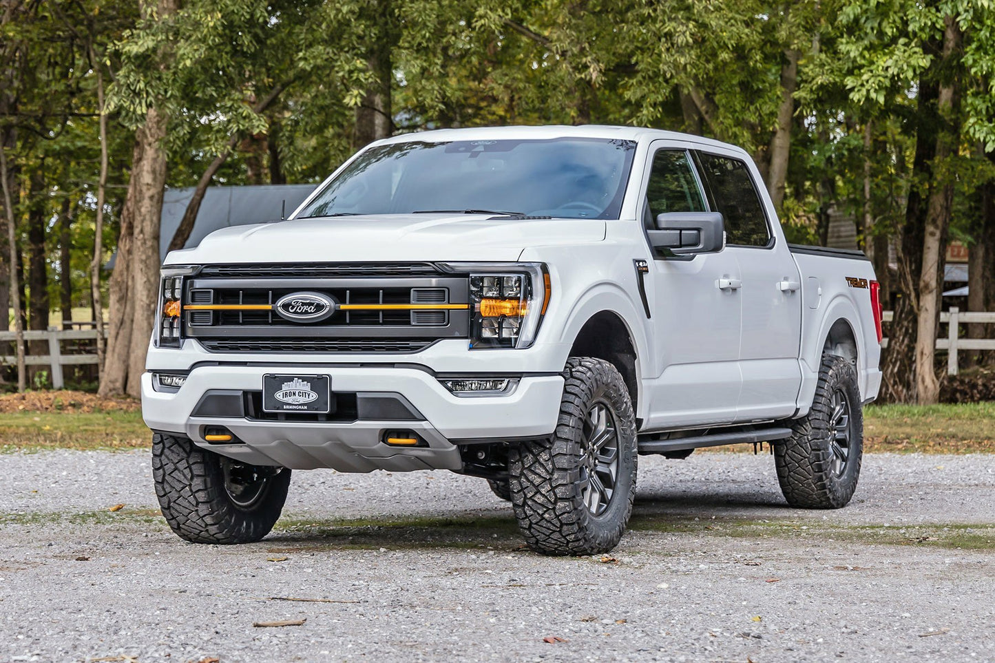 Fits Ford F-150 Tremor 4WD (2021-2024) 2.5 Inch Lift Kit; M1 Struts; 510040
