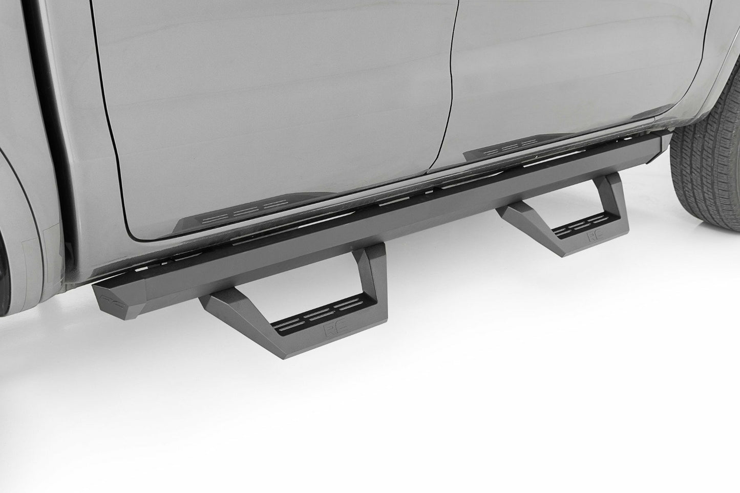 Fits Ford Ranger 2WD/4WD (2019-2024) SRX2 Adjustable Aluminum Steps; 51089