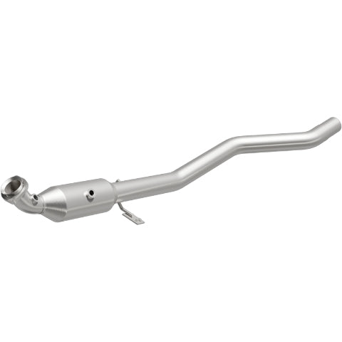 2007-2012 GL450 4.6 L Underbody Direct-Fit Catalytic Converter 52173 Magnaflow