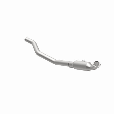 2007-2012 GL450 4.6 L Underbody Direct-Fit Catalytic Converter 52173 Magnaflow