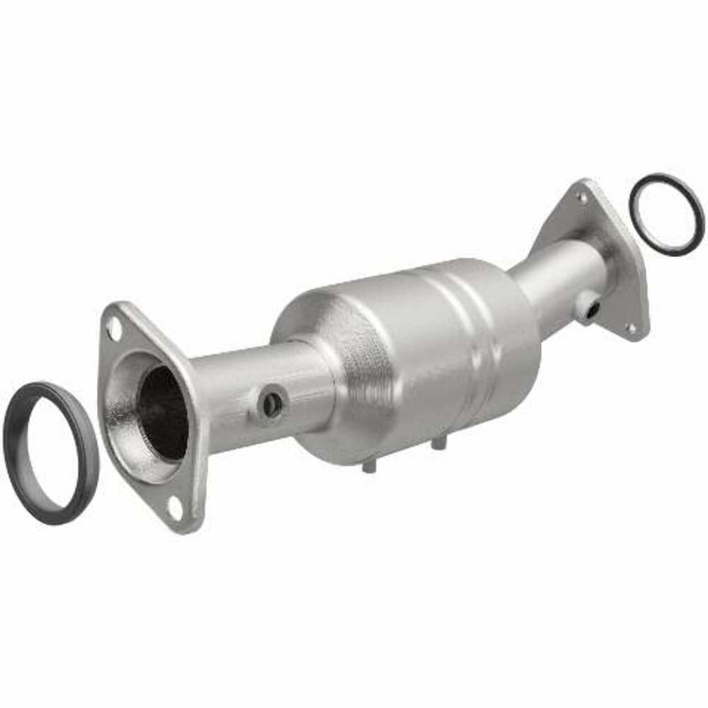 2010-2012 CX-7 2.5 L Underbody Direct-Fit Catalytic Converter 52222 Magnaflow
