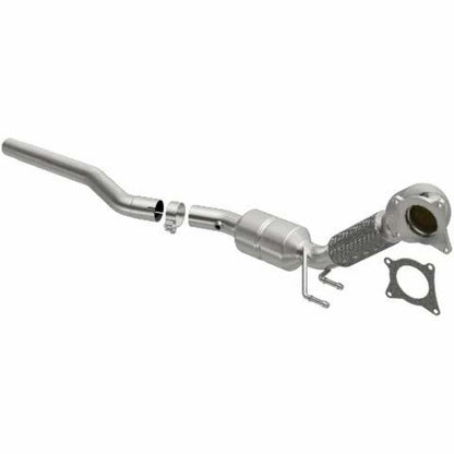 2015 Q3 L4 2 OEM Underbody Direct-Fit Catalytic Converter 52408 Magnaflow - Catalytic Converters Car Part People