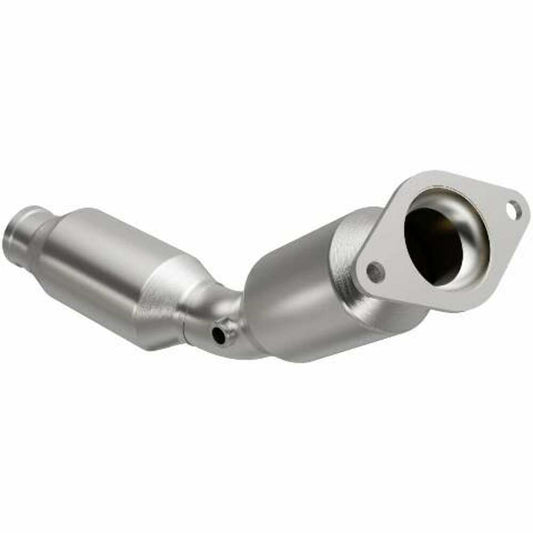 2012-2017 Toyota Prius V Direct-Fit Catalytic Converter 52456 Magnaflow