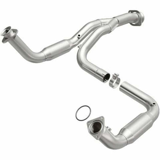 2007-10 Chevy Silverado 2500 HD Direct-Fit Catalytic Converter 5451644 Magnaflow - Catalytic Converters Car Part People