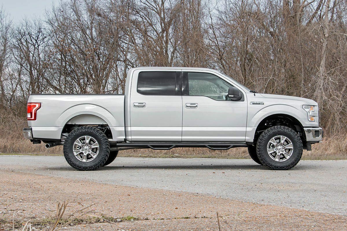 Fits Ford F-150 4WD (2014-2020) 3 Inch Lift Kit; M1 Struts; 54540