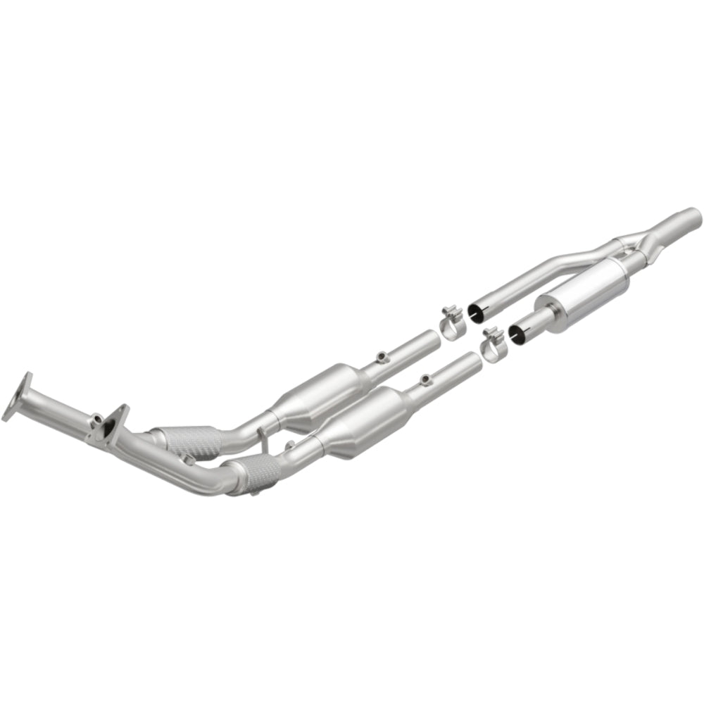 2008 Volkswagen R32 3.2L Direct-Fit Catalytic Converter 5461873 Magnaflow - Catalytic Converters Car Part People