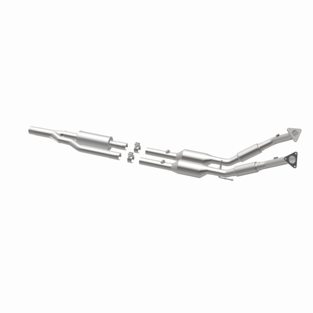 2008 Volkswagen R32 3.2L Direct-Fit Catalytic Converter 5461873 Magnaflow - Catalytic Converters Car Part People