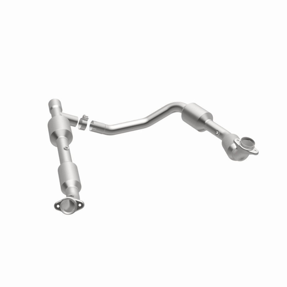 2005-2006 Ford E-350 Super Duty Direct-Fit Catalytic Converter 5481439 Magnaflow - Catalytic Converters Car Part People