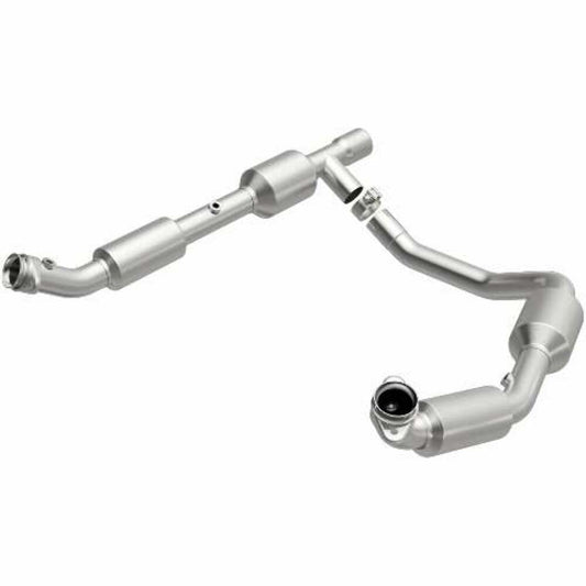 2005-2006 Ford E-350 Super Duty Direct-Fit Catalytic Converter 5481439 Magnaflow - Catalytic Converters Car Part People