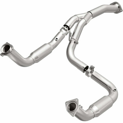 2011 Chevrolet Silverado 2500 HD CARB Compliant Cat Converter 5551252 Magnaflow - Catalytic Converters Car Part People