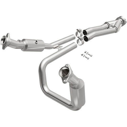 2015-2017 Ford Transit-150 CARB Compliant Catalytic Converter 5551436 Magnaflow - Catalytic Converters Car Part People