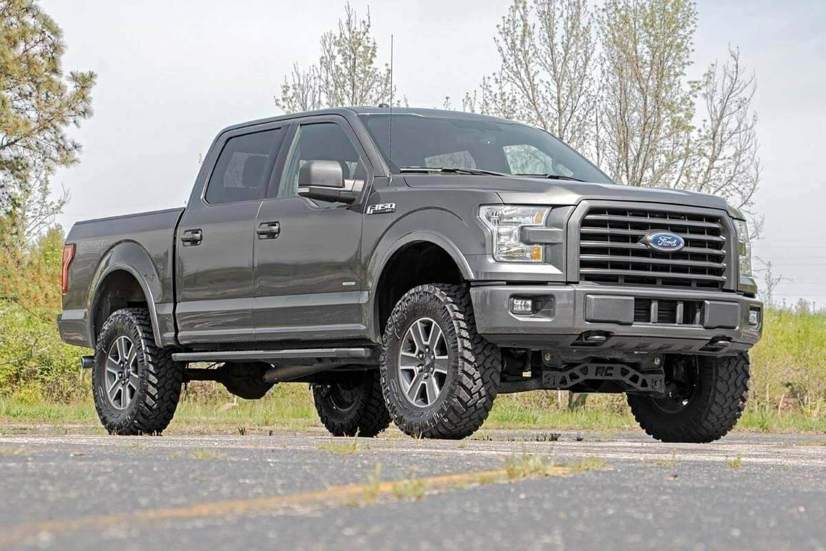 Fits Ford F-150 4WD (2015-2020) 4 Inch Lift Kit; N3 Struts; 55531