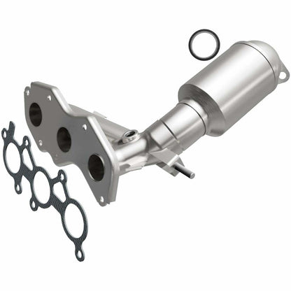 2011-2015 Toyota Sienna 3.5L Direct-Fit Catalytic Converter 5582545 Magnaflow - Catalytic Converters Car Part People
