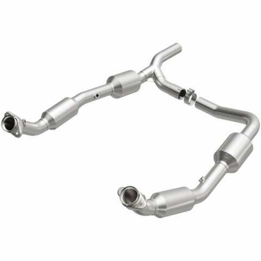2007-2008 Ford E-150 4.6L Direct-Fit Catalytic Converter 5582640 Magnaflow - Catalytic Converters Car Part People