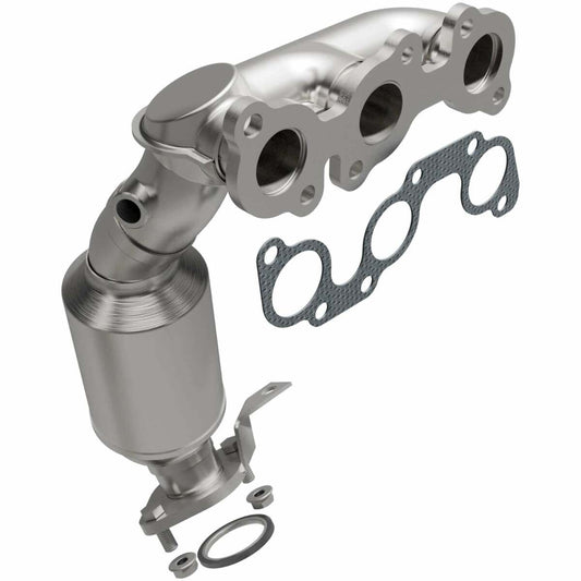 2004-2006 Toyota Sienna 3.3L Direct-Fit Catalytic Converter 5582833 Magnaflow - Catalytic Converters Car Part People