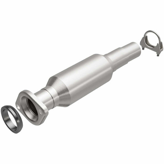 2004-2006 Toyota Sienna Direct-Fit Catalytic Converter 5592030 Magnaflow - Catalytic Converters Car Part People